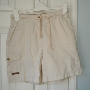 Ralph Lauren Ladies Shorts Kahki Cream Size 4